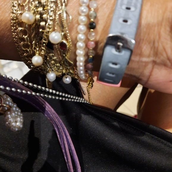 New Armitron Women's genuine sports watch grey peach 🍑 - Picture 3 of 5